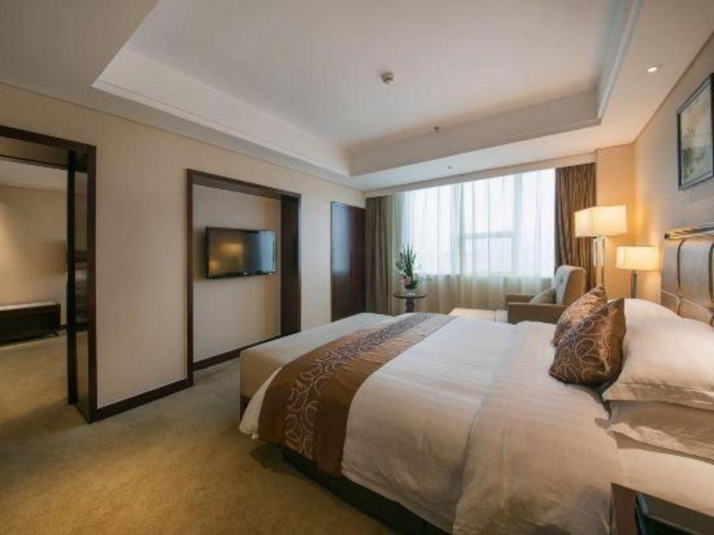 Maison New Century Hotel Ningbo Exterior photo