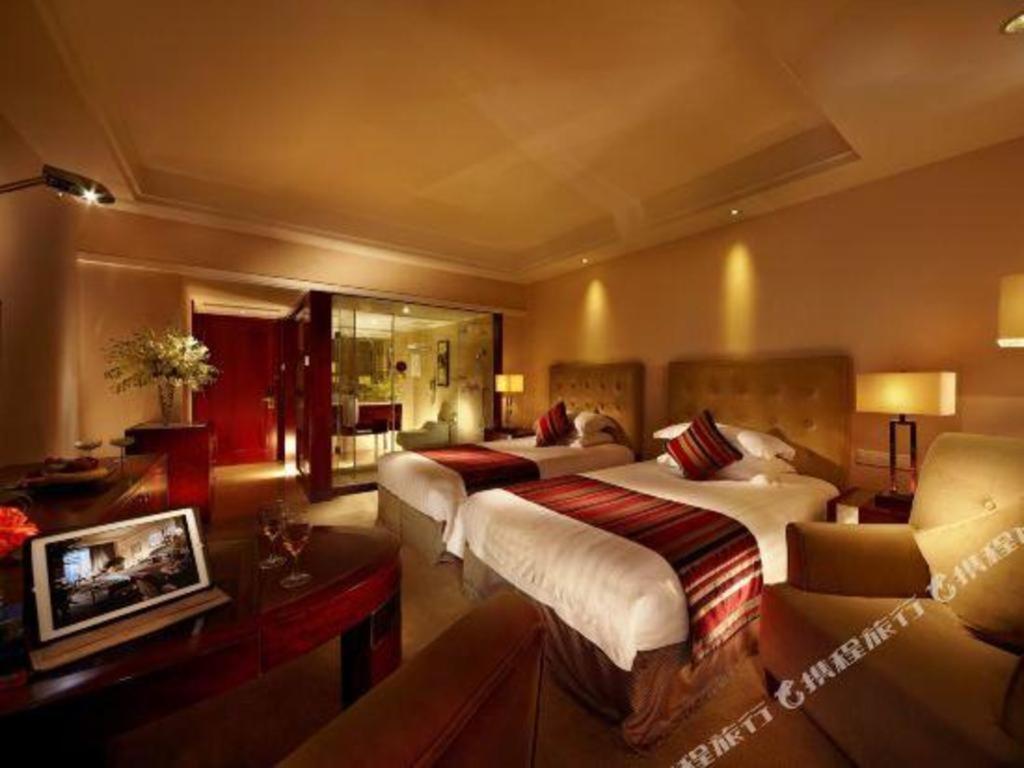 Maison New Century Hotel Ningbo Exterior photo