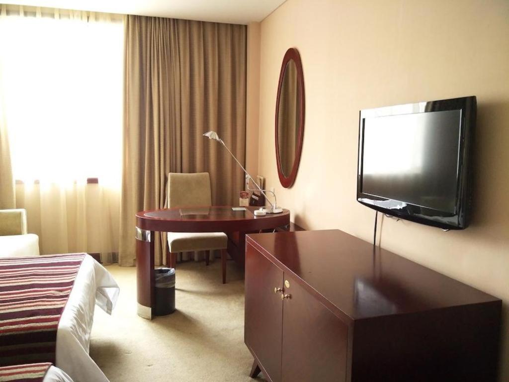 Maison New Century Hotel Ningbo Exterior photo